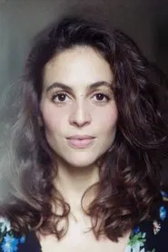 Photo of Laura Müller as Axelle