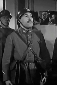 Photo of Edmond Chemi as Gendarme who arrests Antoine