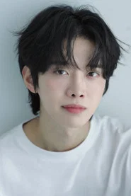 Photo of Park Hyeon as Kim Gyu-hyeon