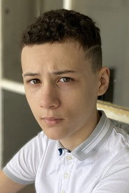 Photo of Elyes Aguis as Yacine