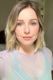 Photo of Savvy Burhoe as Julia