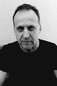 Photo of Raúl Gómez-Zurdo as Voz