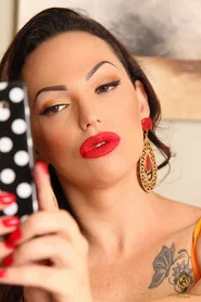 Photo of Alessandra Leite