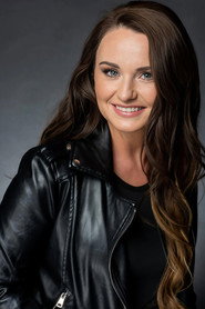 Photo of Erica Rowell Green as Elizabeth Hayes