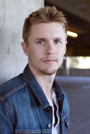 Photo of Tyler Sellers as James Cook