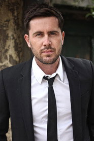 Photo of Bradley Murnane as Dee Harding
