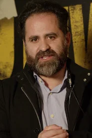 Photo of Luís Ismael as Tone