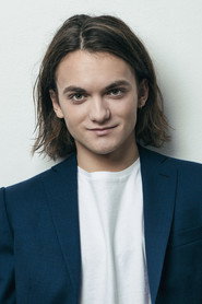 Photo of Leon Orlandianyi as Hendrik