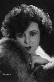 Photo of Elisabeth Pinajeff as Kitty