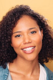 Photo of Sophia Lucia Parola as Becca