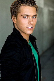 Photo of Michael Kean as Ian Sommers