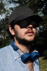 Photo of Darius Robin as Eliott