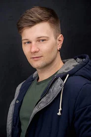 Photo of Sean Foster as Luke