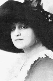 Photo of Vivian Prescott as Cigarette