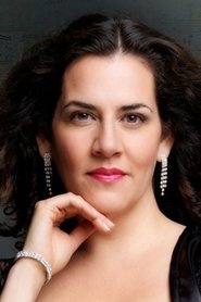 Photo of Pamela Flores as Sara / Stella Díaz Varín