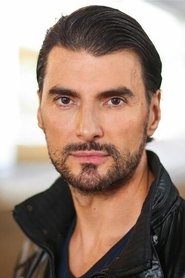 Photo of Vidal Sancho as Ejecutivo