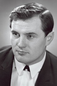 Photo of Robert Gutman as Kalev