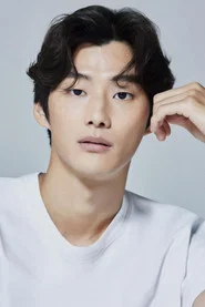 Photo of Woo Hyo-won as Lee Won