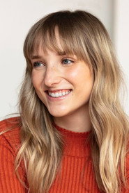 Photo of Cassandra Montreuil as Louise
