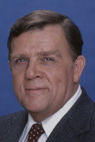 Photo of Pat Hingle as Deputy Chief Gene Paulton