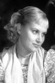 Photo of Larisa Yemelyantseva as Sasha Slepnyova