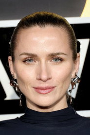 Photo of Shantel VanSanten as Heather Hartly
