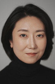 Photo of Lee Seung-eun as Real Estate Agent