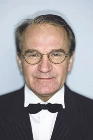 Photo of Alain L'Yle as Le chauffeur