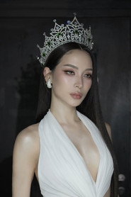 Photo of Jiratchaya Sirimongkolnawin