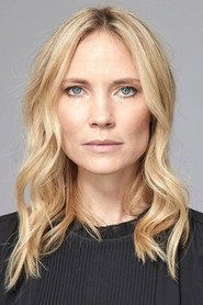 Photo of Moa Gammel as Sara