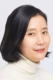Photo of Kim Chae-won as Yoon-hee