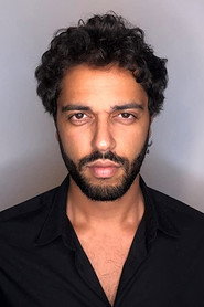 Photo of Marouane Zotti as DI Gianni Gallo