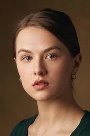 Photo of Elsa Langnäse as Simone
