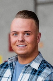 Photo of Andy Kamp as Self - Oliebollen baker