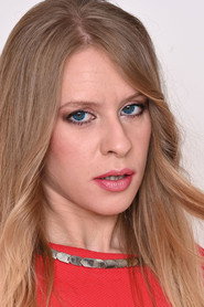 Photo of Nikki Riddle