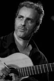 Photo of Taofik Farah as Self - Guitare acoustique