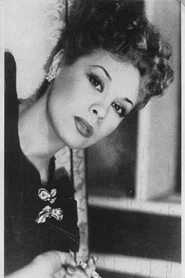 Photo of Fanny Navarro as Voz en off
