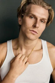 Photo of Cole Paar as Max Gladwell