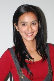 Photo of Varissa Camelia as Dini