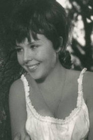 Photo of Yvonne ten Hoff as Amelie