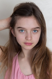 Photo of Vega Cuzytek as Mathilde