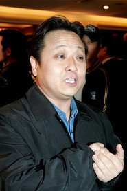 Photo of Kim Jeong-Sik as Uncle