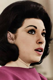 Photo of Toby Tarnow as Liz Roman