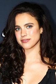 Photo of Margaret Qualley as Elizabeth Weiland