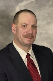 Photo of Jeff Neach as Barry Price (Vlogger)