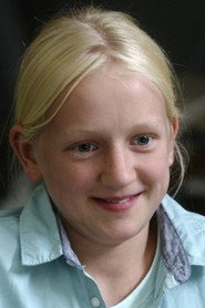 Photo of Annlis Krischke as Toni