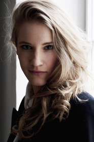 Photo of Elisabeth Umlauft as Adele Harms