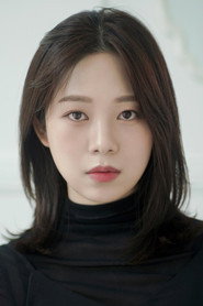 Photo of Park Ji-soo as Mai Ratima