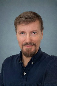 Photo of Kevin Patterson as Dr. Peel