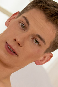 Photo of Dyma Favidoff